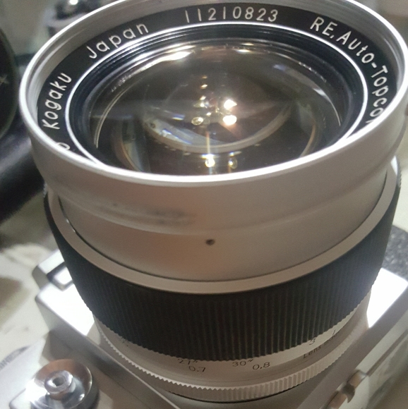 Topcon RE Super Camera & Tokyo Kogaku RE Auto - Topcor 5.8cm F1.4 Lens - Picture 15 of 16